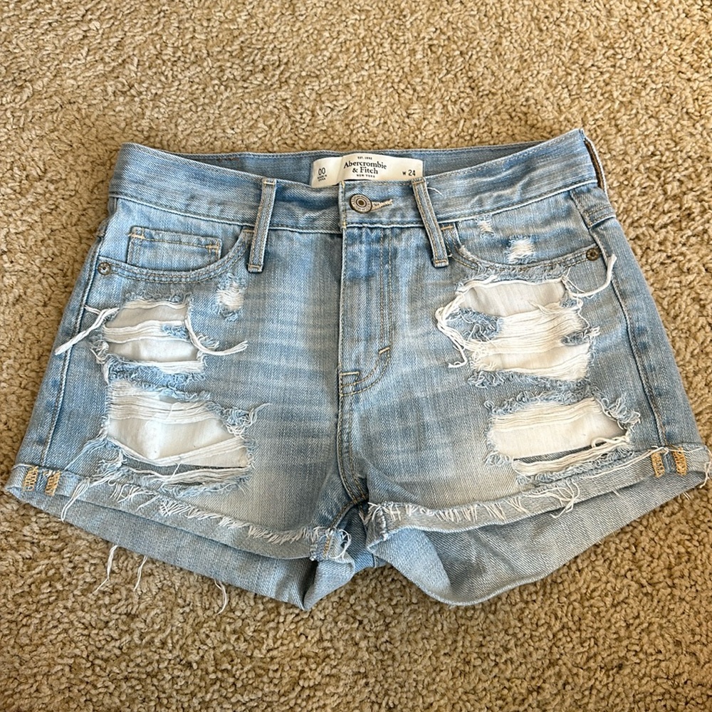 Abercrombie & Fitch mid-rise Denim shorts